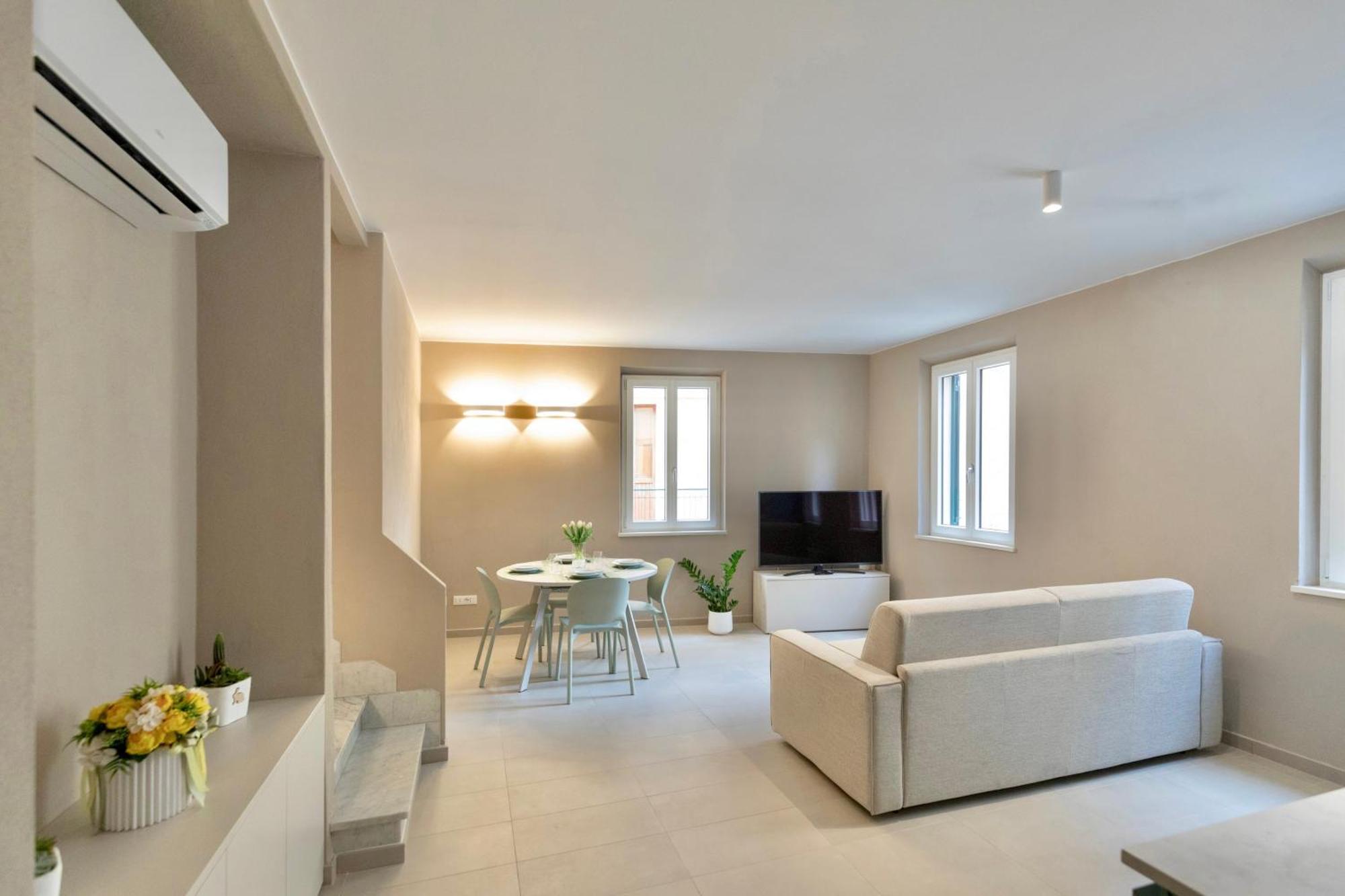 Residenza Cavour Portoferraio City Center ภายนอก รูปภาพ
