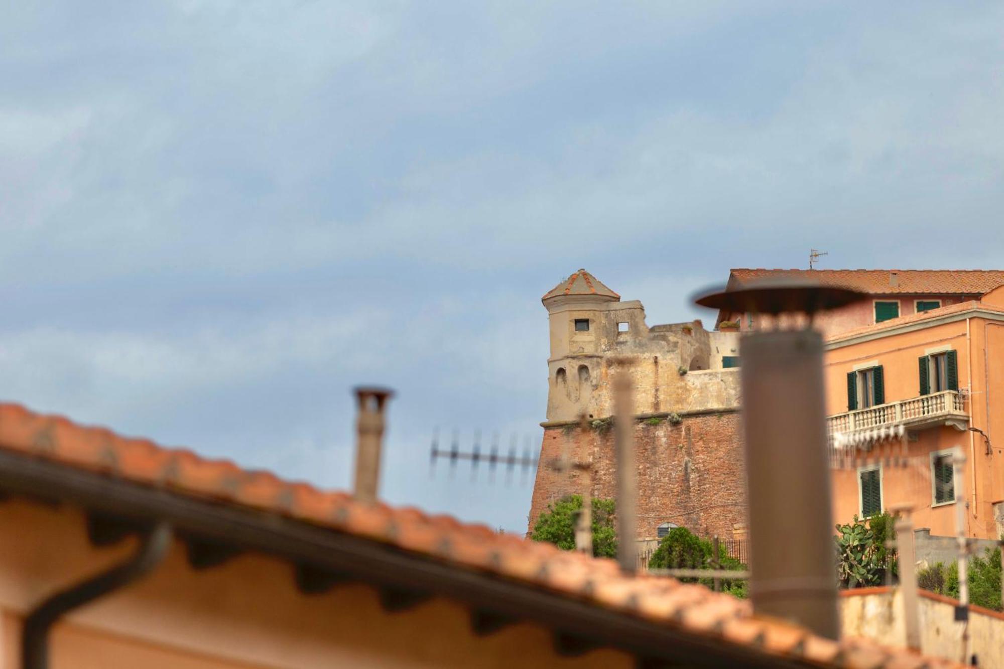 Residenza Cavour Portoferraio City Center ภายนอก รูปภาพ