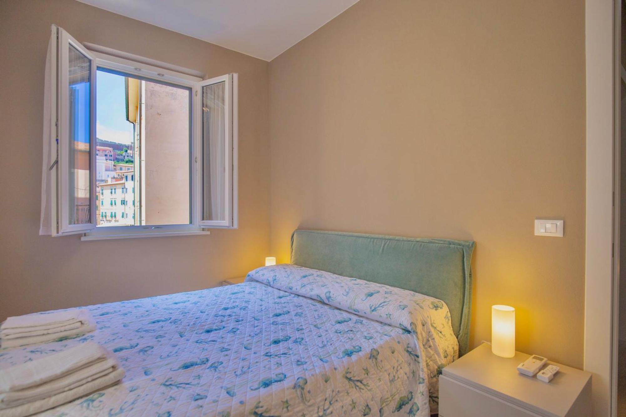 Residenza Cavour Portoferraio City Center ภายนอก รูปภาพ